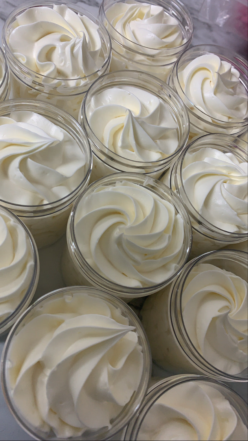 4 oz Powder Me UP body butter