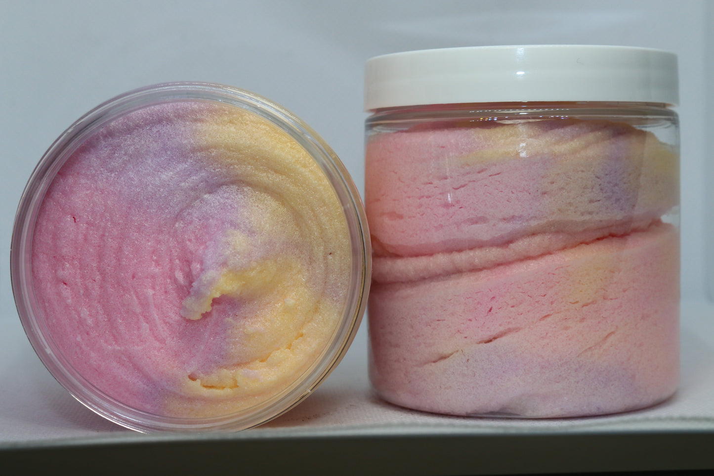 8 oz Barbie Dreams Exfoliating Sugar Scrub