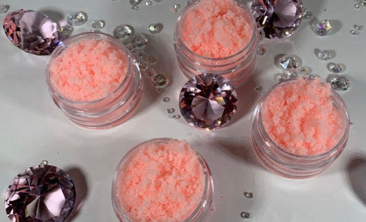 25 Lip Scrubs (20 ml)